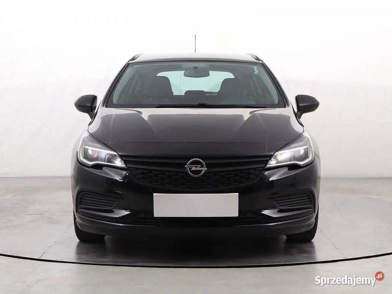 Czarny Używany 2017 Opel Astra Kombi | 28 999 zł (Uczciwa cena) - Obraz 1/4