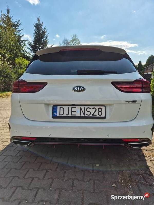 Używany 2021 Kia Ceed GT GT-Line | 64 900 zł - Obraz 1/4