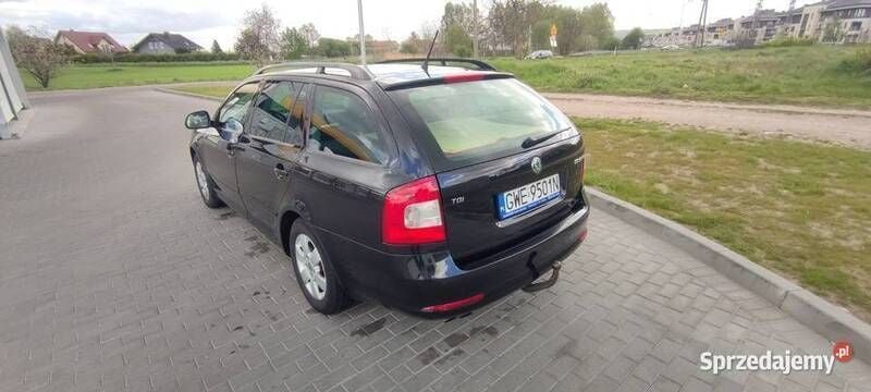 Używany Skoda Octavia 2011 Czarny Sedan/Limuzyna