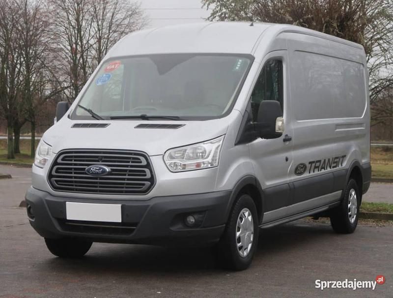 Używany Ford Transit 2018 Srebrny Minivan