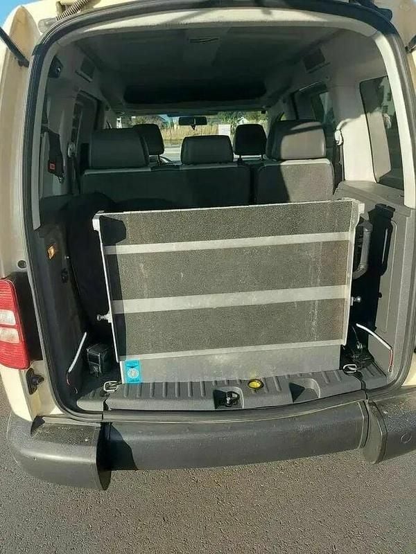 Używany VW Caddy 2010 Inny kolor Minivan