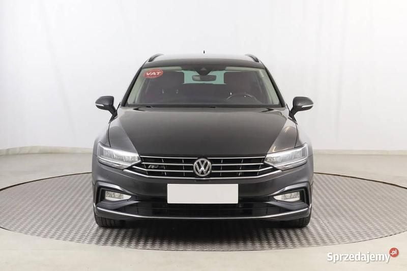 Szary Używany 2019 VW Passat Kombi | 71 999 zł (Dość drogi) - Obraz 1/4