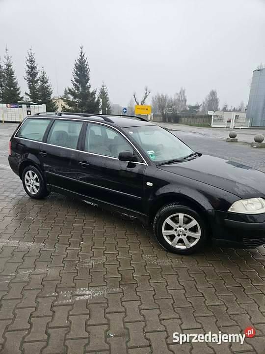 Używany VW Passat 2001 Czarny Kombi