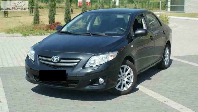 Używany Toyota Corolla 90 KM (66 kW) 2010 Czarny Sedan/Limuzyna