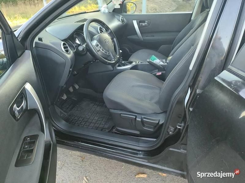 Używany Nissan Qashqai 2011 Czarny SUV