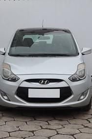 Używany Hyundai ix20 90 KM (66 kW) 2012 Srebrny Hatchback