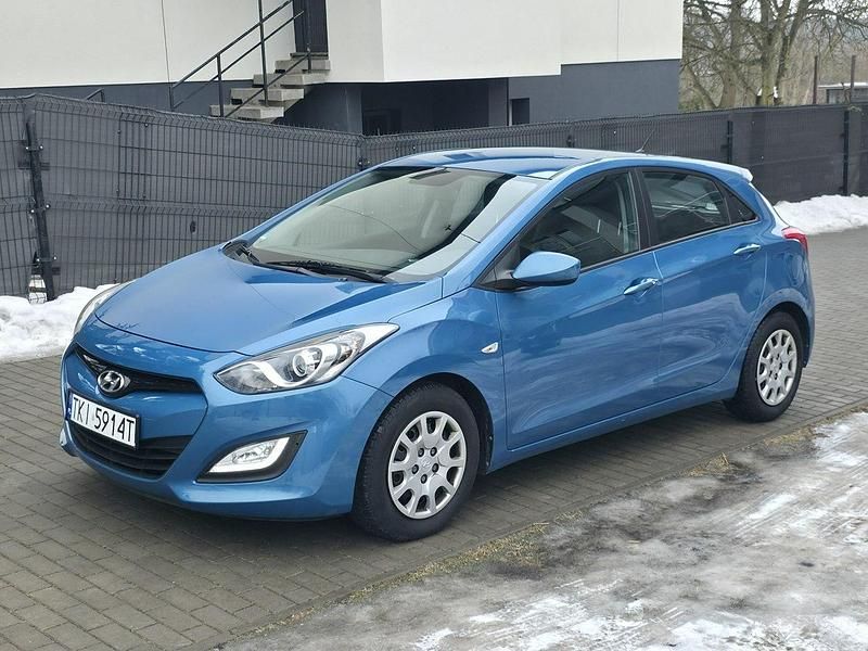 Używany Hyundai i30 99 KM (72 kW) 2012 Niebieski Hatchback