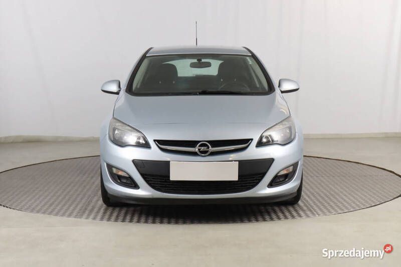 Srebrny Używany 2014 Opel Astra Hatchback | 29 999 zł (Dobra cena) - Obraz 1/4