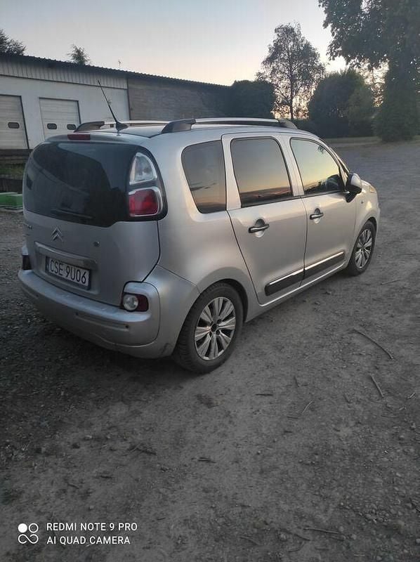 Srebrny Używany 2011 Citroën C3 Picasso Minivan | 12 000 zł (Uczciwa cena) - Obraz 1/4