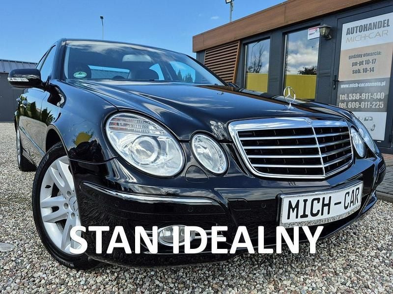 Czarny (metalik) Używany 2008 Mercedes E280 Sedan/Limuzyna | 45 900 zł - Obraz 1/4