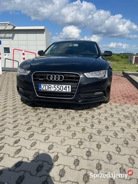 Czarny Używany 2013 Audi A5 Coupe | 45 000 zł (Uczciwa cena) - Obraz 1/4