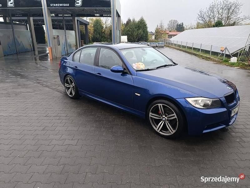 Granatowy Używany 2006 BMW 318 Sedan/Limuzyna | 13 500 zł (Dość drogi) - Obraz 1/4