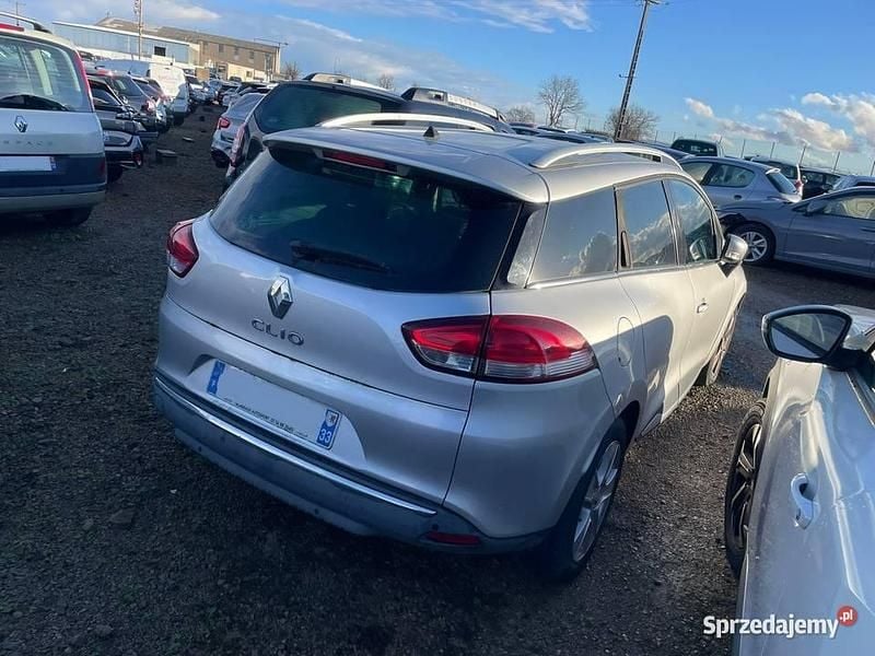 Używany Renault Clio GrandTour 118 KM (86 kW) 2016 Szary Kombi