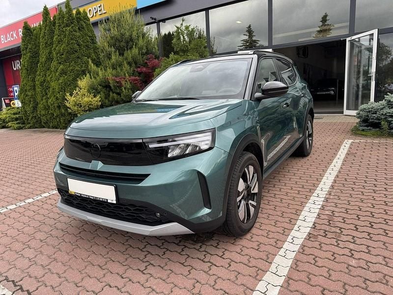 Zielony ciemny (metalik) Używany 2025 Opel Frontera SUV | 117 450 zł (Uczciwa cena) - Obraz 1/4
