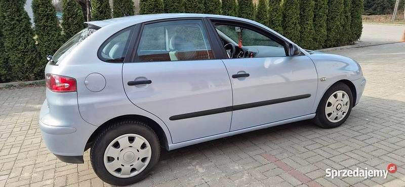 Używany Seat Ibiza 2002 Niebieski Hatchback