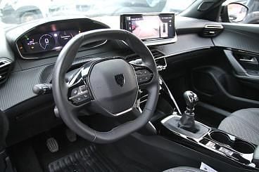 Używany Peugeot 2008 Allure 100 KM (73 kW) 2023 Szary SUV