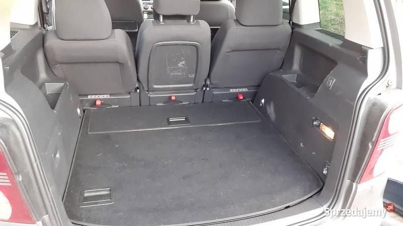 Używany VW Touran 140 KM (102 kW) 2007 Minivan