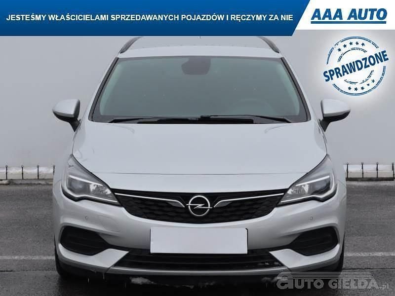Używany Opel Astra 2020 Srebrny
