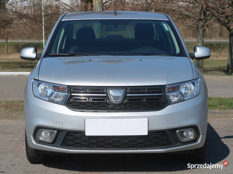 Srebrny Używany 2018 Dacia Logan Sedan/Limuzyna | 26 999 zł (Uczciwa cena) - Obraz 1/4