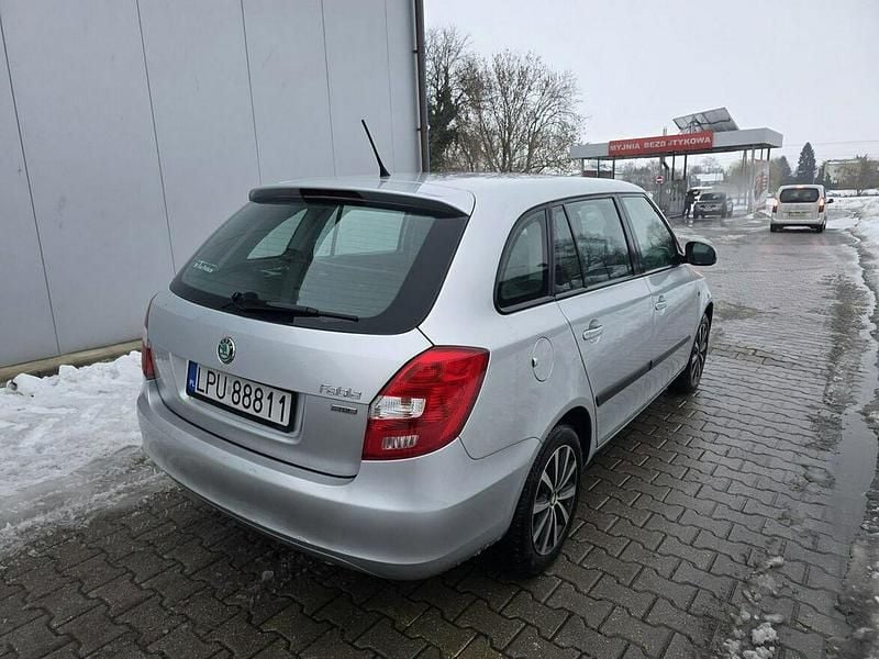 Używany Skoda Fabia 105 KM (77 kW) 2012 Inny kolor Kombi