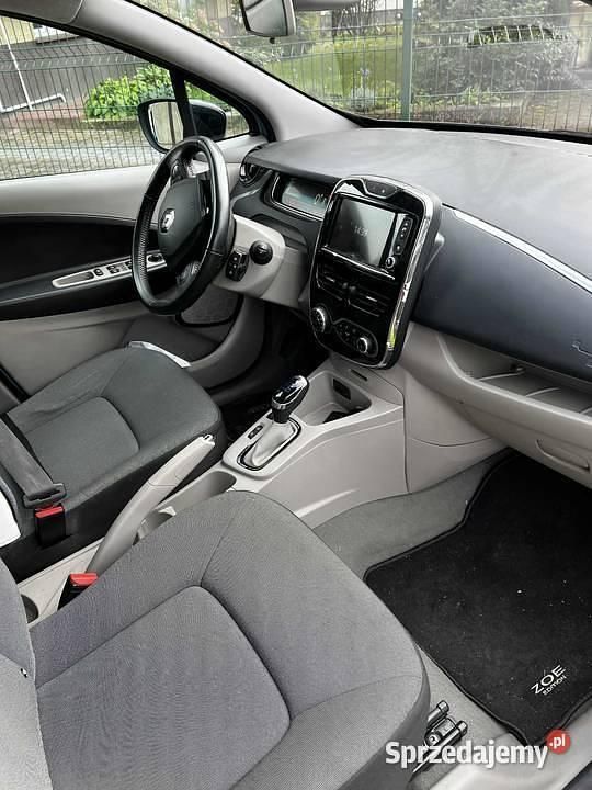 Używany Renault Zoe 41 kW (56 KM) 2015 Hatchback