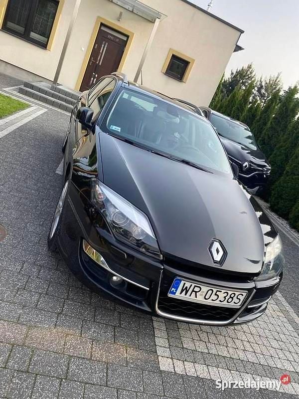 Używany 2011 Renault Laguna III Bose Edition | 16 000 zł (Uczciwa cena) - Obraz 1/4