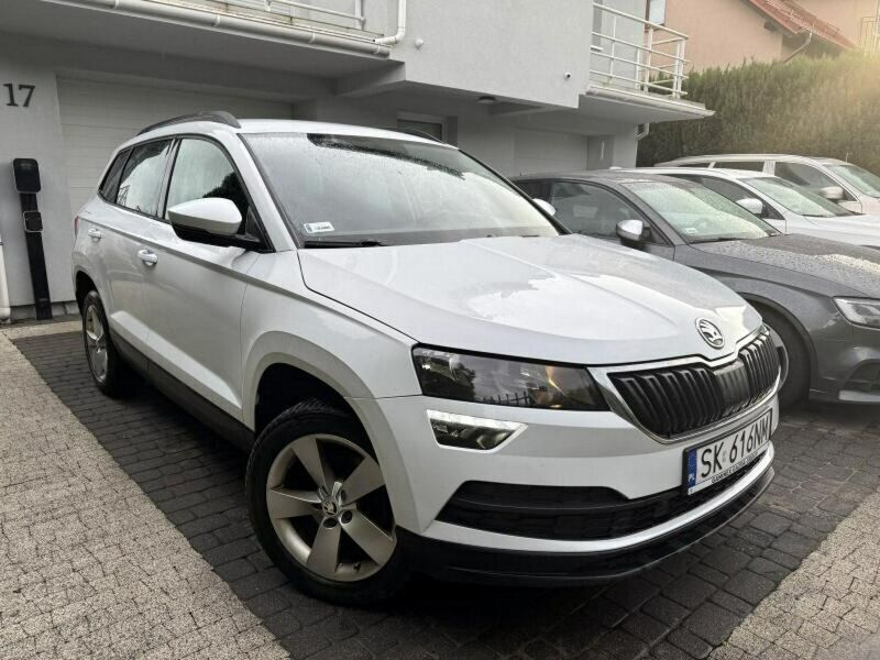 Biały Używany 2018 Skoda Karoq SUV | 56 829 zł (Dobra cena) - Obraz 1/4