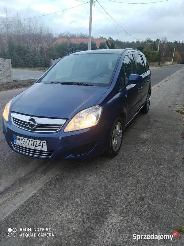 Używany Opel Zafira 2011 Granatowy Minivan