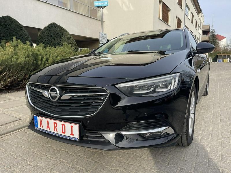 Używany Opel Insignia 170 KM (125 kW) 2018 Czarny (metalik) Kombi