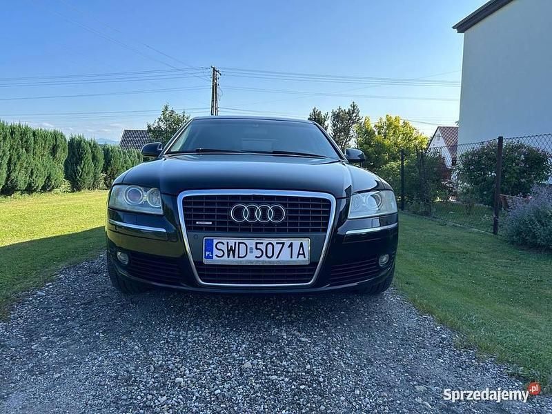 Czarny Używany 2006 Audi A8L Sedan/Limuzyna | 35 000 zł - Obraz 1/4