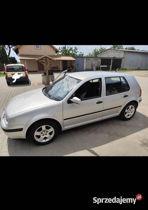 Srebrny Używany 1999 VW Golf IV Sedan/Limuzyna | 5800 zł (Dość drogi) - Obraz 1/2