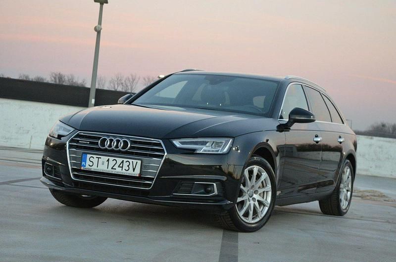 Używany Audi A4 2018 Czarny Kombi