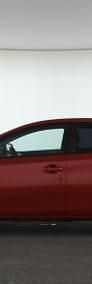 Używany Toyota Auris 132 KM (97 kW) 2013 Czerwony Hatchback