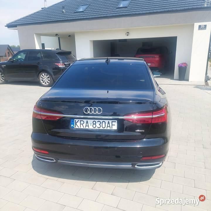 Używany Audi A6 2022 Czarny Sedan/Limuzyna