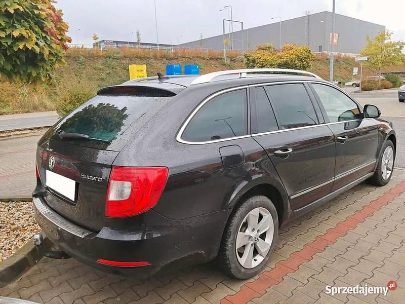 Używany 2012 Skoda Superb Elegance | 39 900 zł (Drogi) - Obraz 1/4