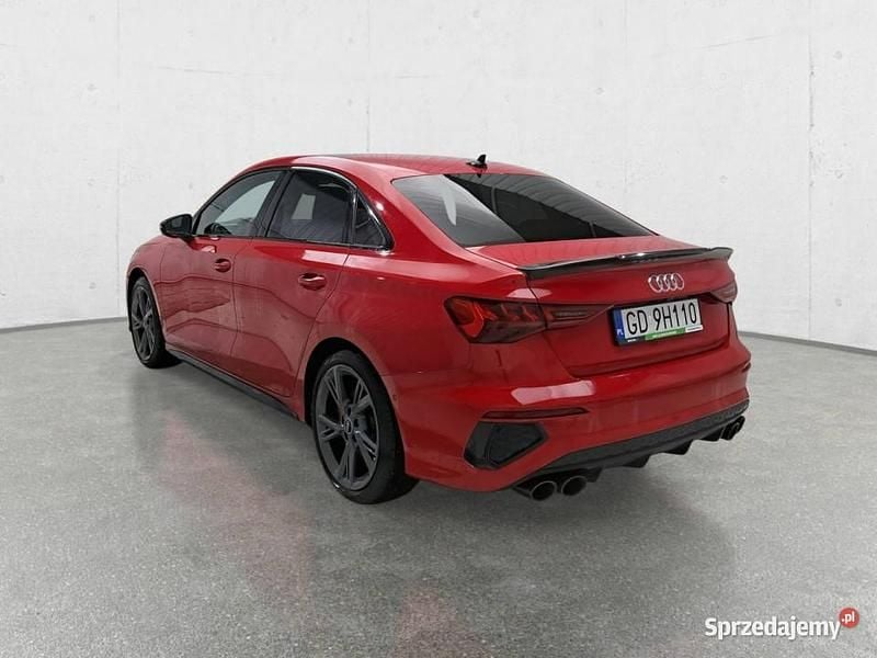 Używany Audi S3 Comfort 2023 Czerwony Sedan/Limuzyna