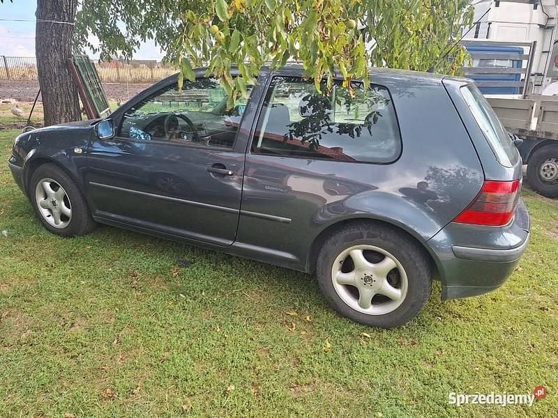 Używany VW Golf IV 75 KM (55 kW) 2000