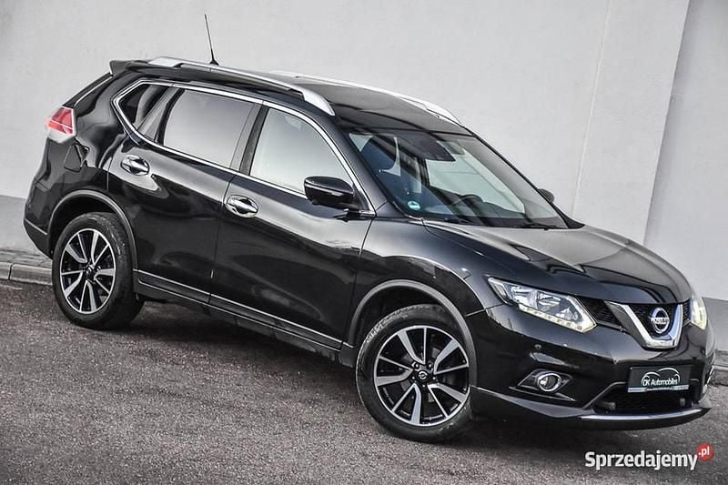 Czarny Używany 2016 Nissan X-Trail Tekna SUV | 54 699 zł (Uczciwa cena) - Obraz 1/4