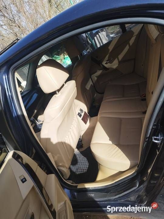 Używany 2004 BMW 530 | 17 000 zł (Dobra cena) - Obraz 1/4