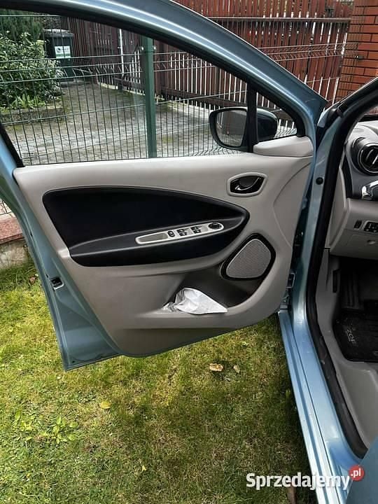 Używany 2015 Renault Zoe Hatchback | 25 900 zł - Obraz 1/4