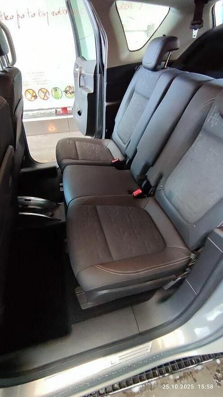 Używany Opel Meriva 2012 Brązowobeżowy Minivan