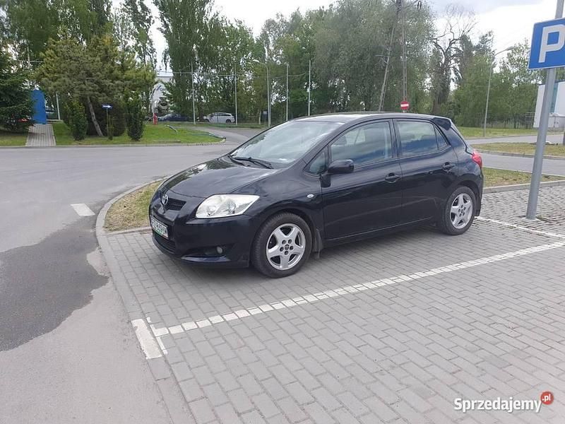 Używany 2009 Toyota Auris | 13 000 zł (Dobra cena) - Obraz 1/3