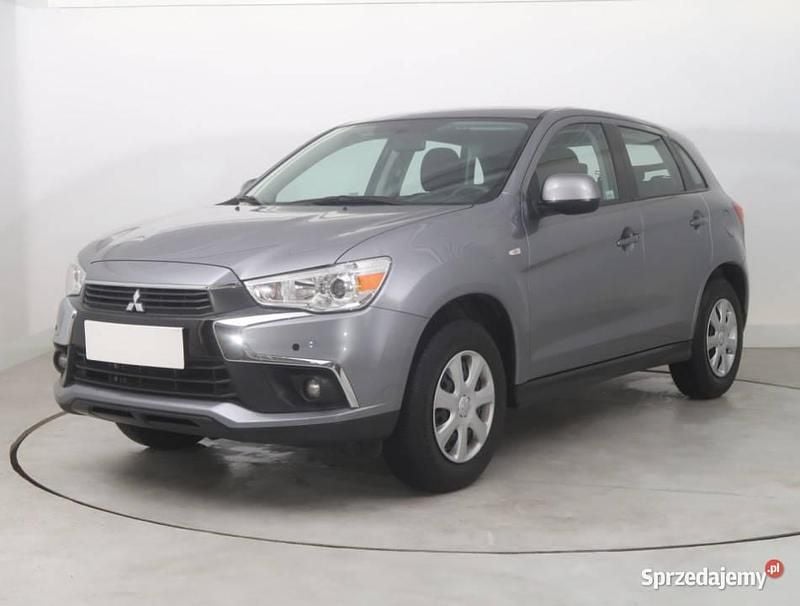 Używany Mitsubishi ASX 117 KM (86 kW) 2016 Srebrny SUV