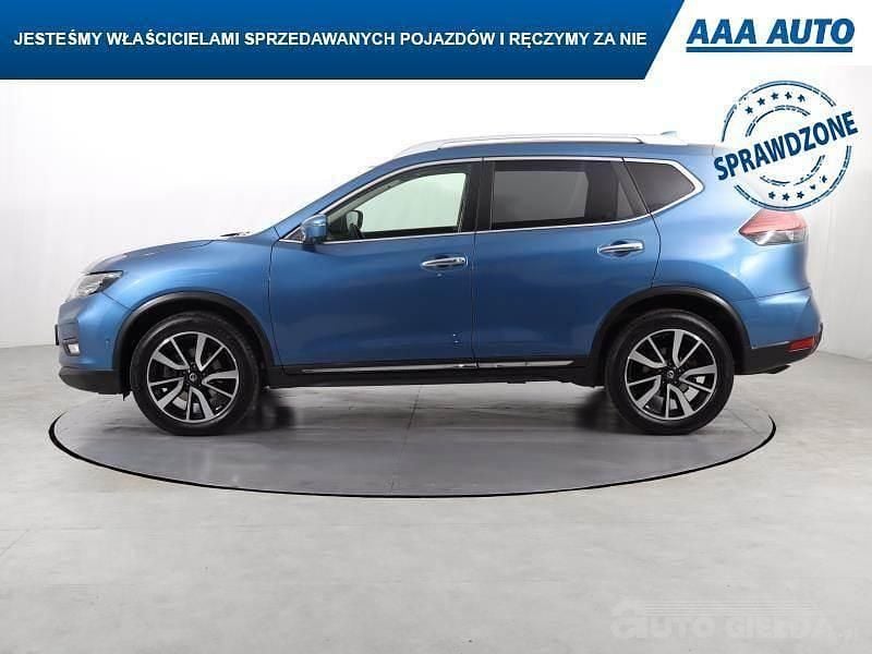 Używany Nissan X-Trail 177 KM (130 kW) 2017 Błękitny SUV