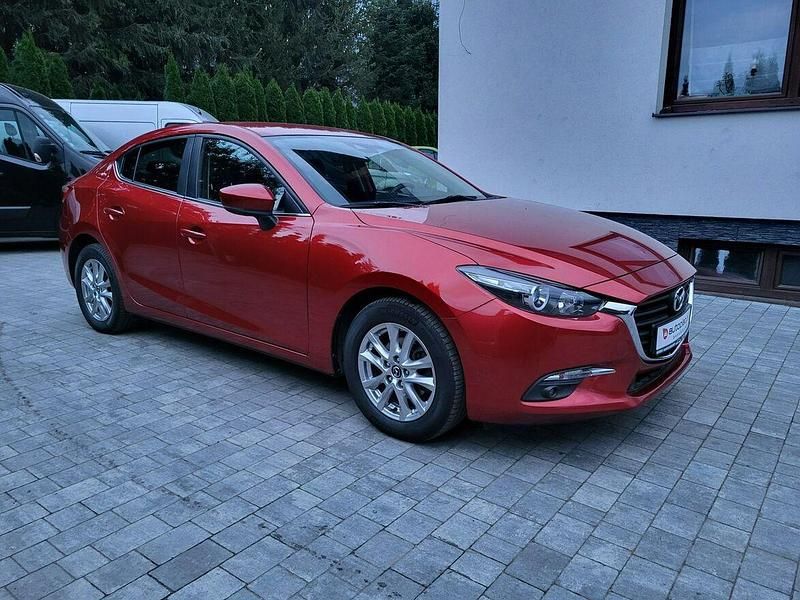 Używany Mazda 3 105 KM (77 kW) 2018 Czerwony Sedan/Limuzyna