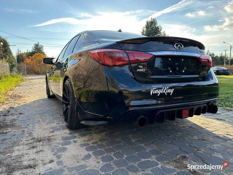 Używany Infiniti Q50 2018 Czarny Sedan/Limuzyna