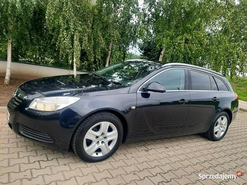 Czarny Używany 2012 Opel Insignia Kombi | 24 990 zł (Uczciwa cena) - Obraz 1/4