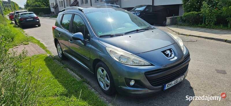 Szary Używany 2011 Peugeot 207 Urban Move Kombi | 9900 zł (Uczciwa cena) - Obraz 1/4