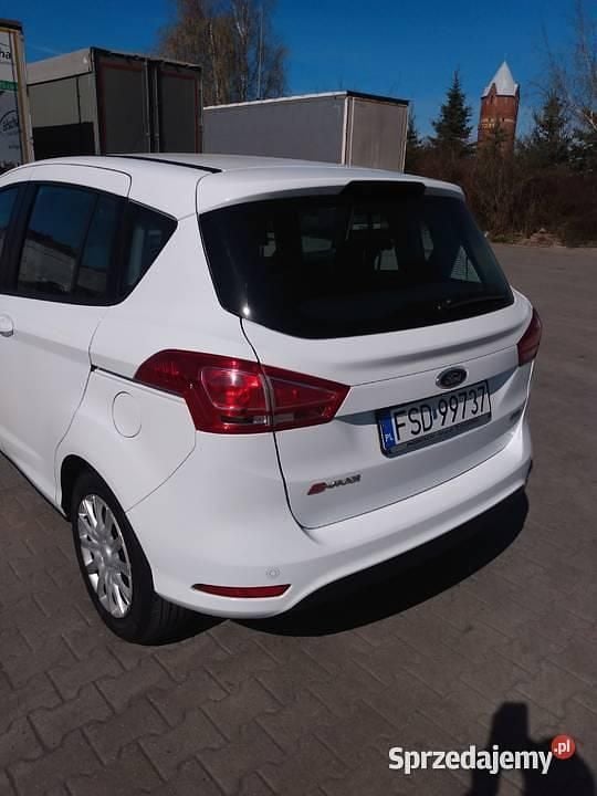 Biały Używany 2013 Ford B-MAX Minivan | 19 800 zł (Uczciwa cena) - Obraz 1/4