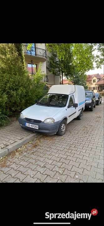 Biały Używany 2001 Opel Combo | 4000 zł (Dobra cena) - Obraz 1/3